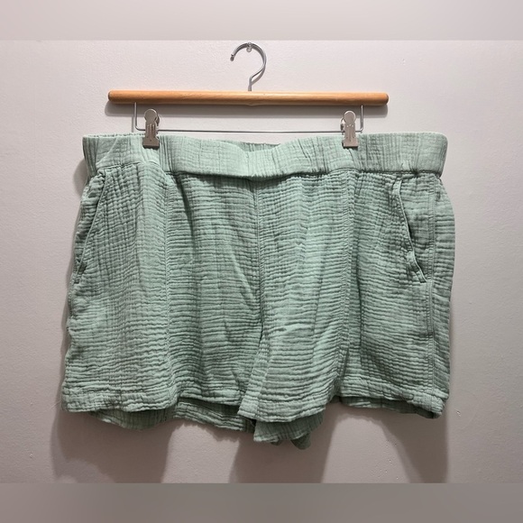 Madewell Plus Easy Pull-On Shorts in Lightspun 3X - Picture 2 of 6